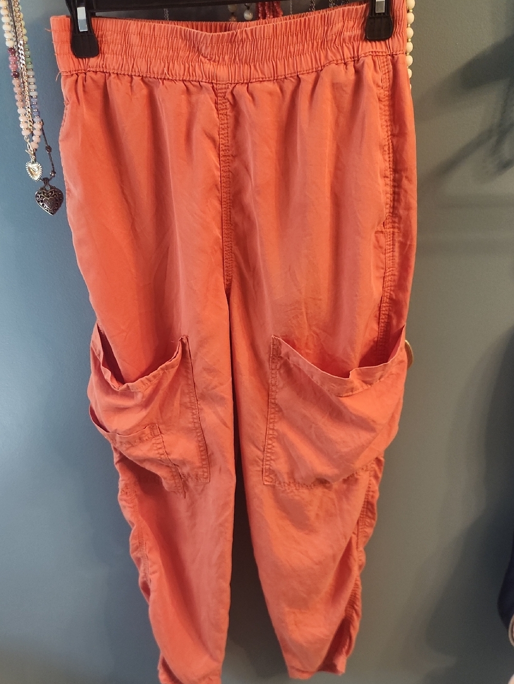 Hunter And Brown Casual Elastic-Waist Cargo Pants in Burnt Orange